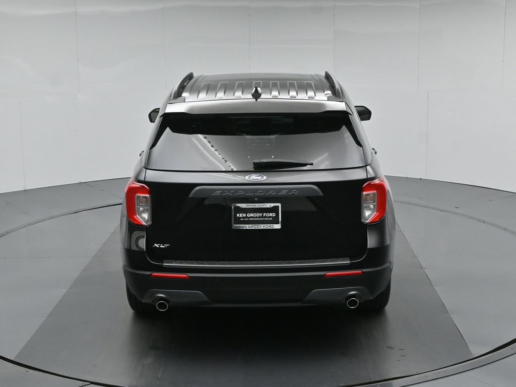 Certified 2023 Ford Explorer XLT w/ Equipment Group 202A RWD image 49