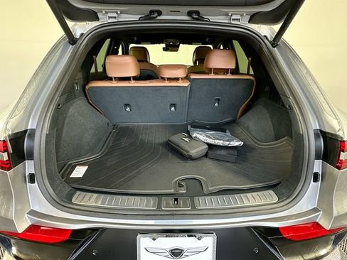 Certified 2026 Genesis GV70 2.5T Advanced image 27