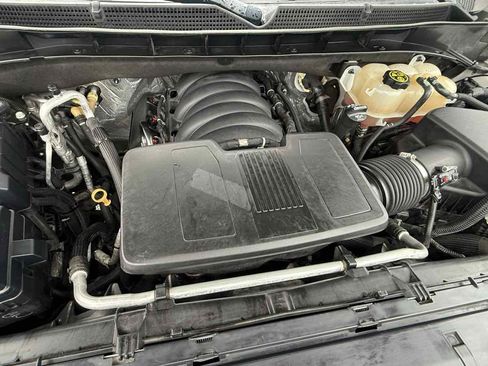 Used 2021 Cadillac Escalade Premium Luxury image 41