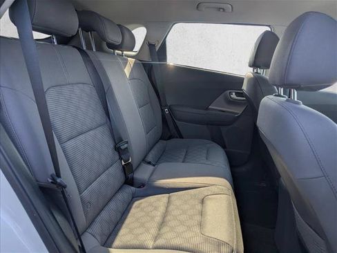Used 2022 Kia Niro LX FWD image 27