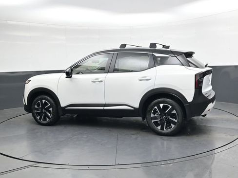 New 2026 Nissan Kicks SV w/ SV Premium Package AWD/4WD image 7