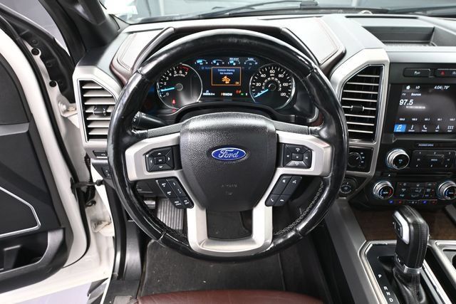 Used 2017 Ford F150 Platinum w/ Equipment Group 701A Luxury AWD/4WD image 20