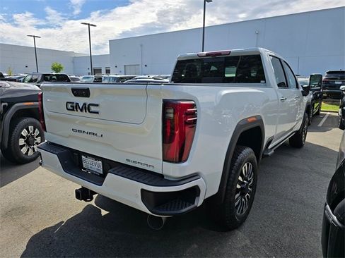 New 2025 GMC Sierra 2500 Denali Ultimate image 5