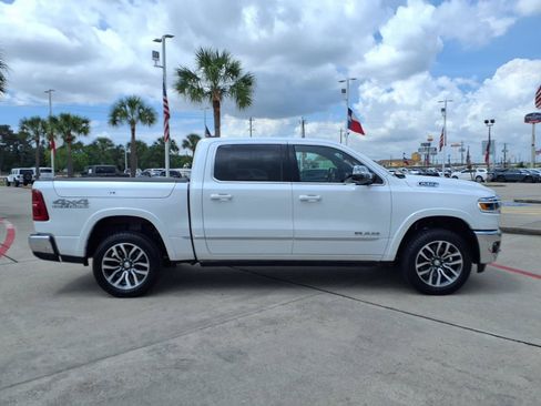 Used 2025 RAM 1500 Limited w/ Off Road Group AWD/4WD image 4