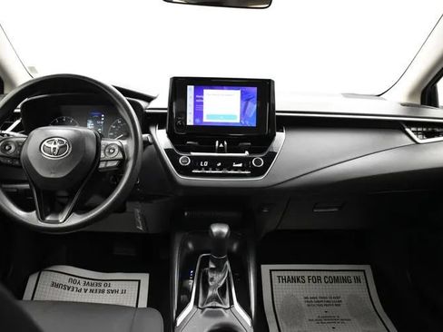 Used 2023 Toyota Corolla LE FWD image 18