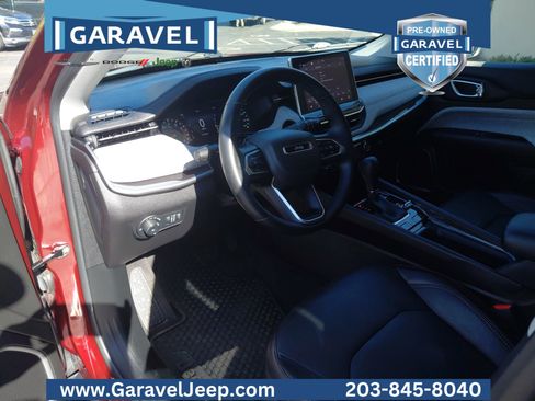 Used 2022 Jeep Compass Latitude image 24