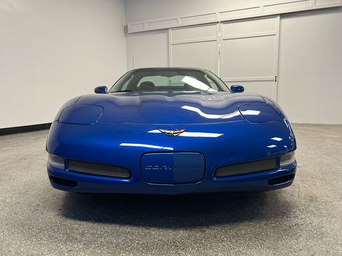 Used 2002 Chevrolet Corvette Z06 w/ Memory Pkg image 17