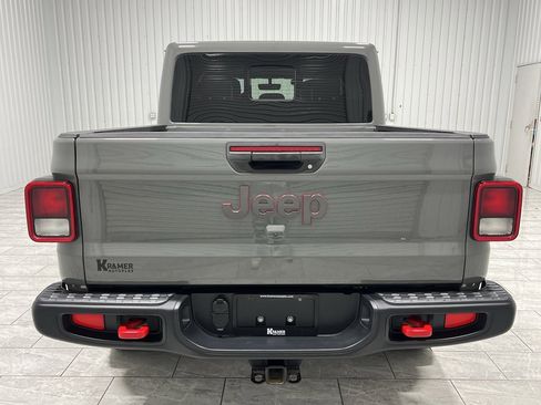 Used 2021 Jeep Gladiator Rubicon image 4
