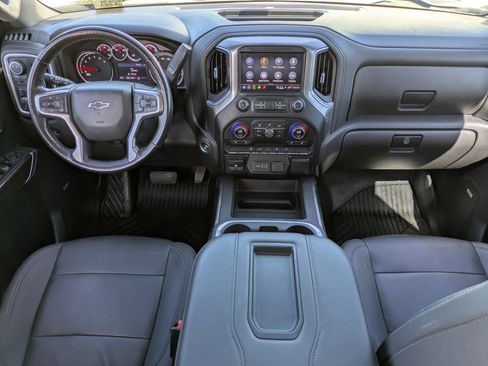 Used 2022 Chevrolet Silverado 1500 LT Trail Boss w/ Convenience Package II image 10