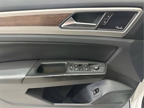 Used 2018 Volkswagen Atlas SEL Premium AWD/4WD image 8