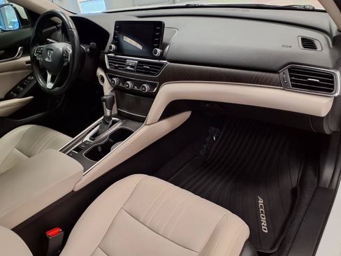 Used 2022 Honda Accord EX-L image 9