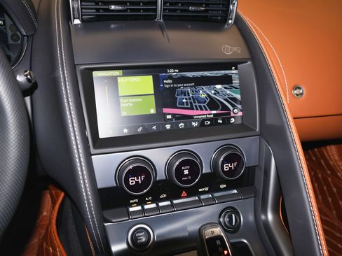 Used 2023 Jaguar F-TYPE R image 17