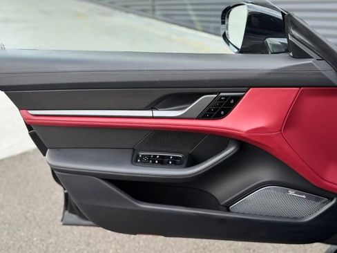 Used 2021 Porsche Taycan Turbo S image 13