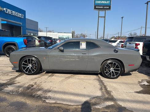 Used 2017 Dodge Challenger R/T Scat Pack image 8