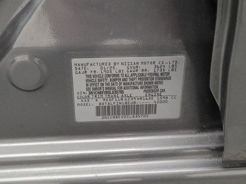 Used 2025 Nissan Versa SV FWD image 33