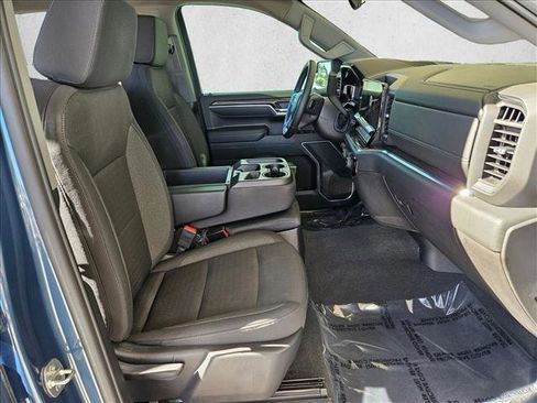 Used 2024 Chevrolet Silverado 1500 LT image 23