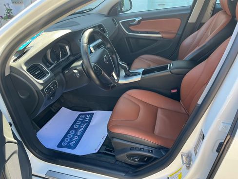 Used 2018 Volvo S60 T5 Inscription AWD/4WD image 7