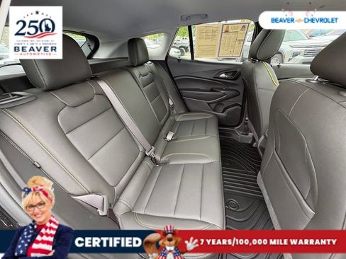 Used 2026 Chevrolet Trax ACTIV w/ Sunroof Package FWD image 22