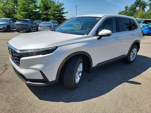 Used 2026 Honda CR-V LX image 3