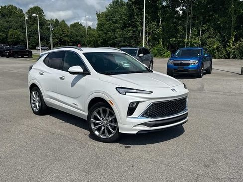 Used 2024 Buick Encore GX Avenir w/ Avenir Technology Package AWD/4WD image 2