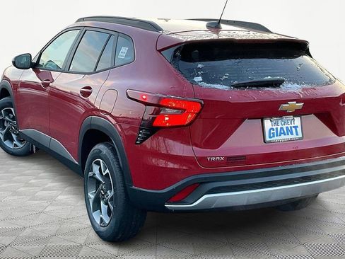 New 2026 Chevrolet Trax LT w/ Driver Confidence Package image 3