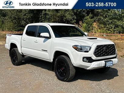 Used 2022 Toyota Tacoma TRD Sport w/ Black Out Package (TMS)