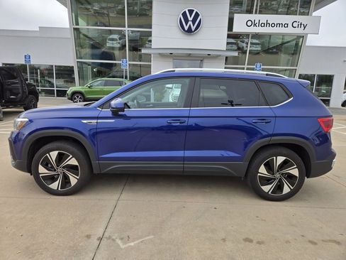 Used 2024 Volkswagen Taos SE image 10