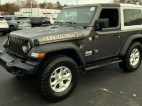 Used 2021 Jeep Wrangler Sport image 4