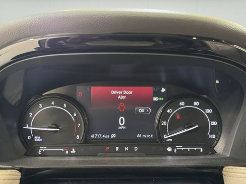 Used 2022 Lincoln Corsair FWD image 16