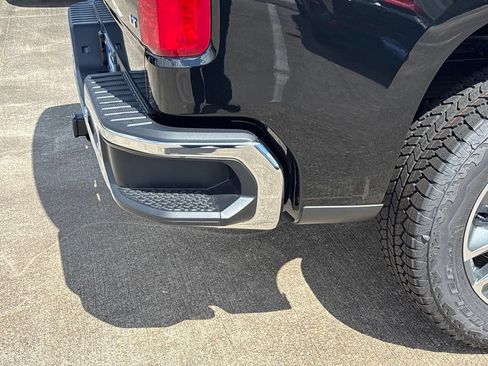 New 2026 Chevrolet Silverado 1500 LT w/ Texas Edition Plus AWD/4WD image 9
