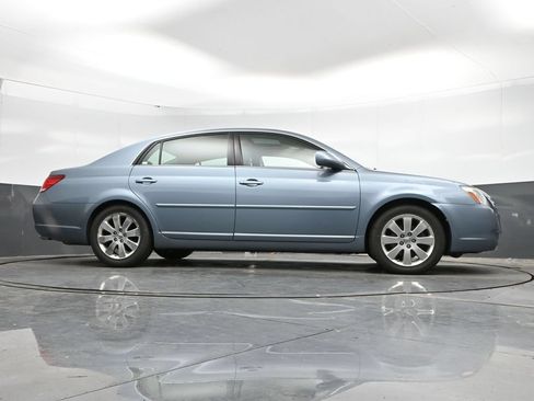 Used 2007 Toyota Avalon Touring FWD image 37