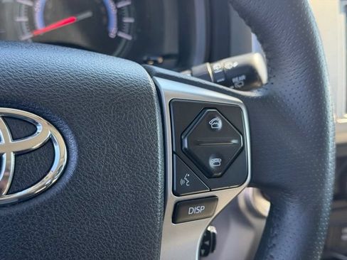 Used 2016 Toyota 4Runner SR5 AWD/4WD image 23