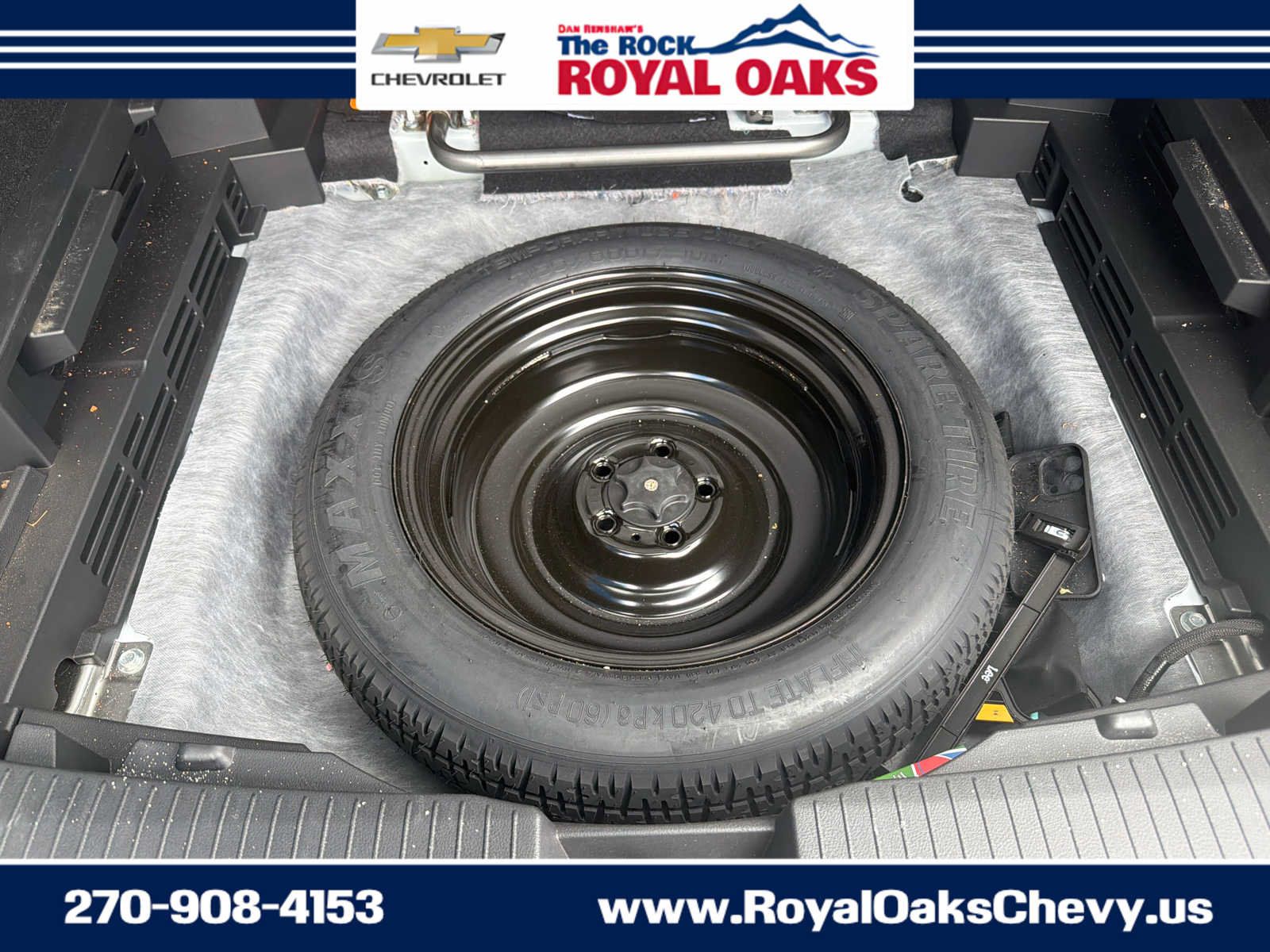 Used 2025 Nissan Rogue SV FWD image 28