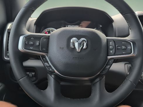 Used 2025 RAM 1500 Big Horn AWD/4WD image 12