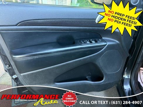 Used 2014 Jeep Grand Cherokee Altitude AWD/4WD image 25