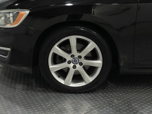 Used 2016 Volvo V60 T5 Premier image 33