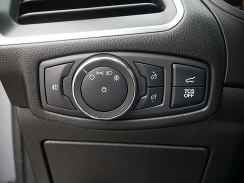 Certified 2022 Ford Edge Titanium image 26