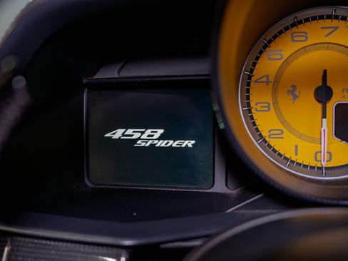 Used 2012 Ferrari 458 Spider image 22