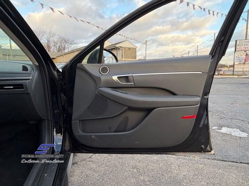 Used 2020 Hyundai Sonata SEL w/ Convenience Package image 16