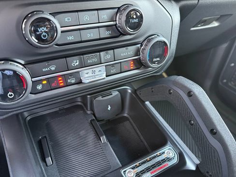 New 2026 Ford Bronco Raptor AWD/4WD image 26