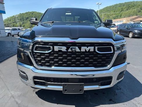 Used 2025 RAM 1500 Big Horn AWD/4WD image 2
