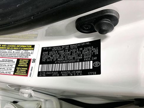 Used 2023 Toyota Camry LE image 33