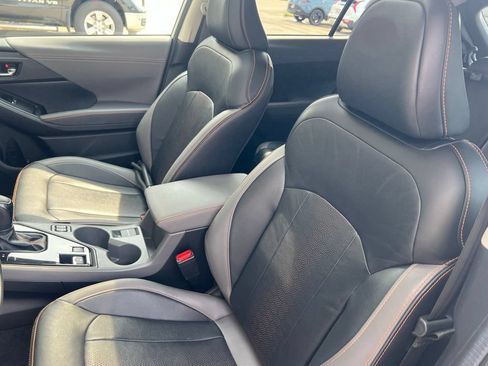 Used 2024 Subaru Crosstrek 2.5i Limited AWD/4WD image 5