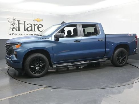 Used 2024 Chevrolet Silverado 1500 Custom w/ Turbomax Blackout Package AWD/4WD image 48
