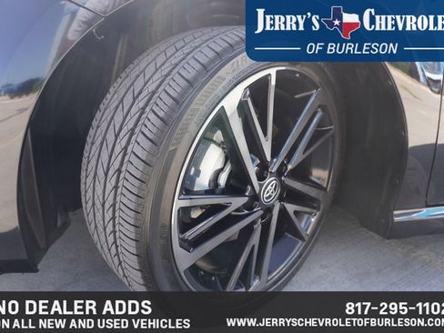 Used 2025 Toyota Camry XSE w/ Premium Package FWD image 12