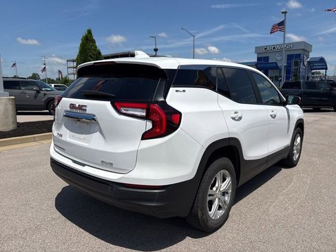 Used 2024 GMC Terrain SLE AWD/4WD image 5