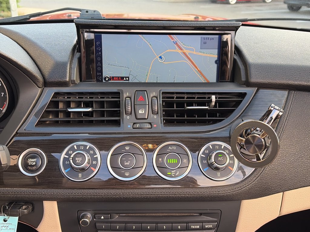 Used 2014 BMW Z4 sDrive35i RWD image 28