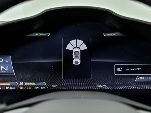 Used 2022 Ferrari SF90 Spider image 36