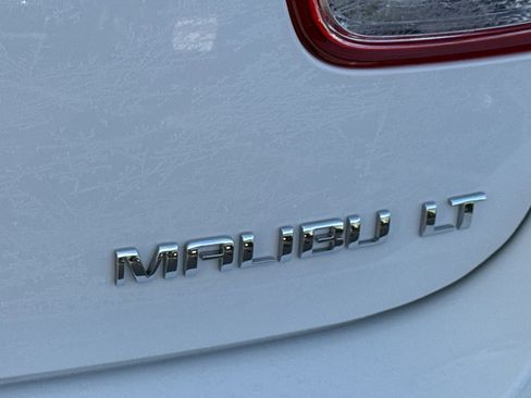 Used 2015 Chevrolet Malibu LT w/ Power Convenience Package image 8