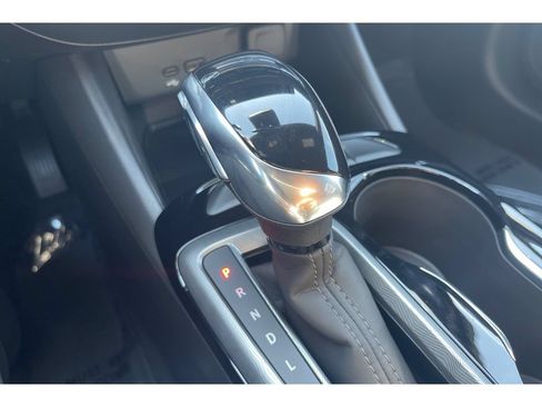 Used 2026 Buick Envista Sport Touring w/ Convenience I Package FWD image 30